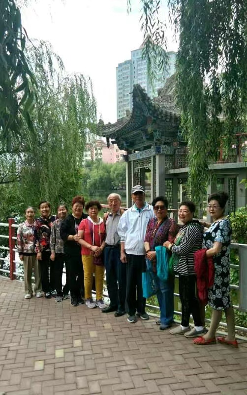 兵團戰友相聚于蘭州小西湖 兵團戰友相聚于蘭州小西湖